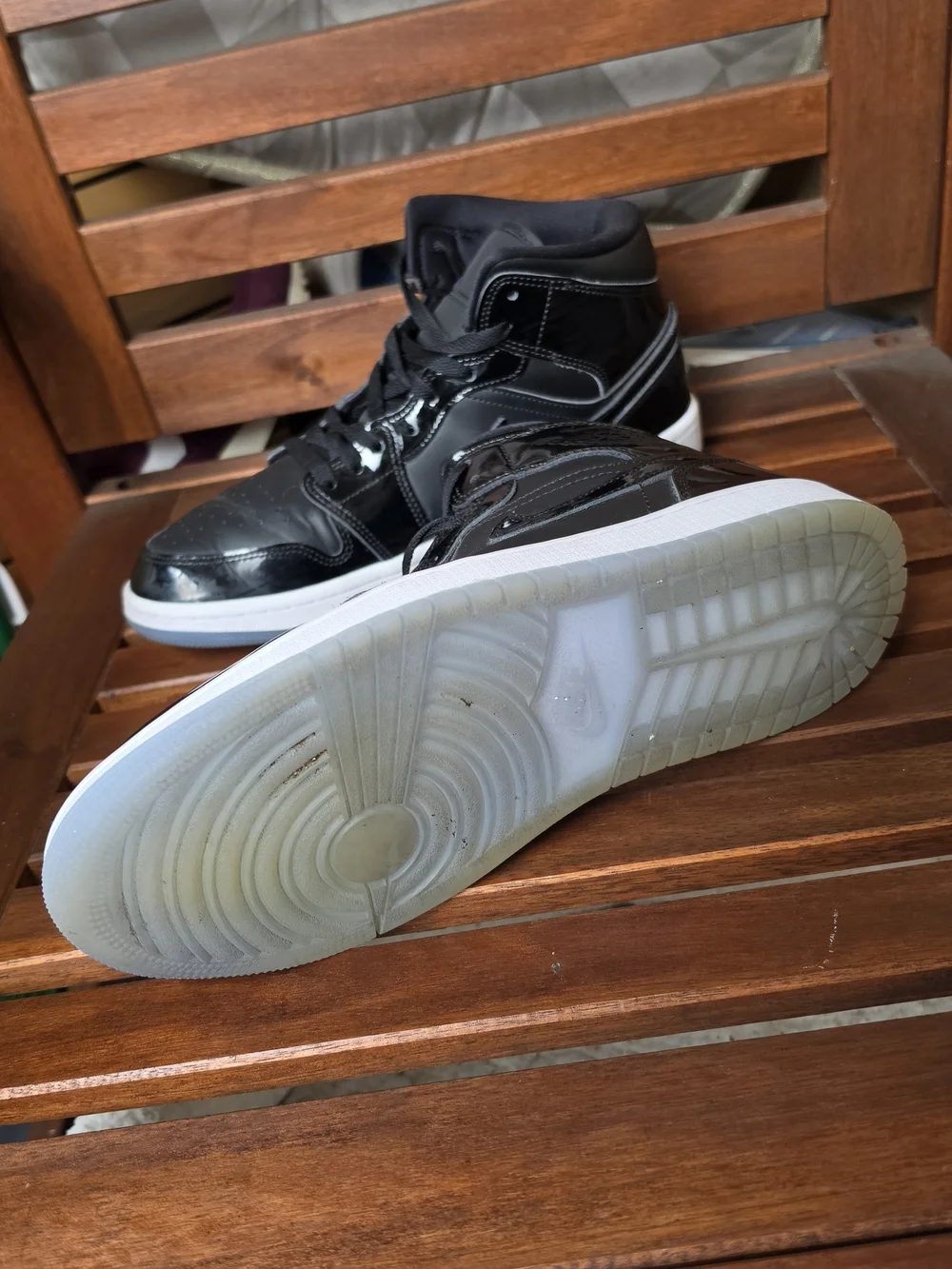 Jordan AJ 1 Mid SE Men’s Size 9.5